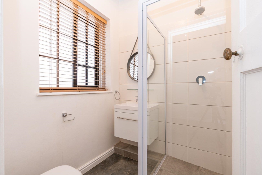 To Let 1 Bedroom Property for Rent in Gardens Western Cape